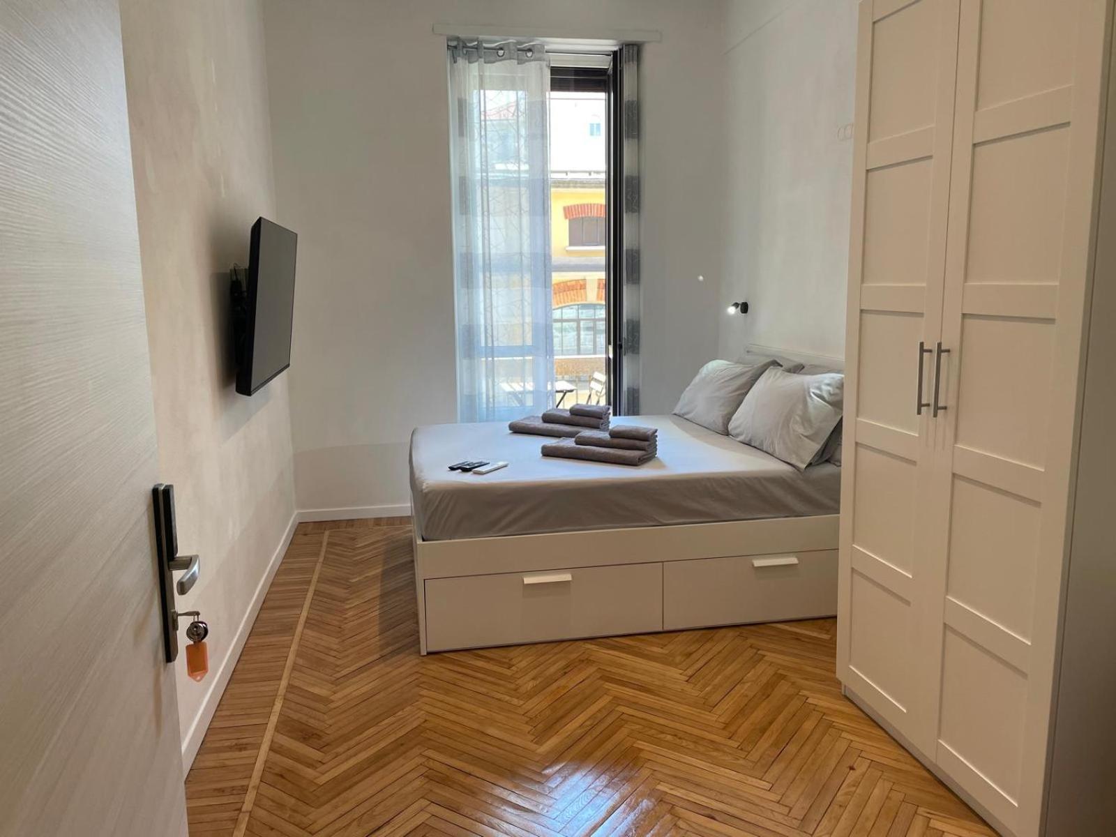 Drooms 4,0 Domotic Smart Self 24H,7 Vicino Treni Porta Susa E Centro Storico Torino Exterior foto